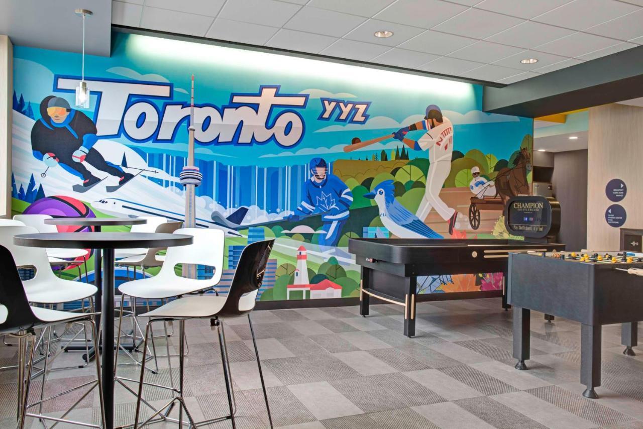 Tru By Hilton Toronto Airport West Hotel มิสซิสซอกา ภายนอก รูปภาพ