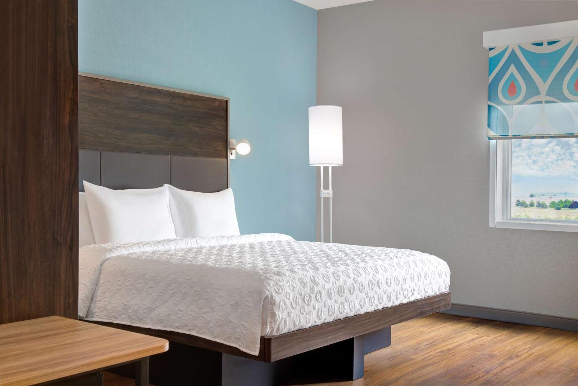 Tru By Hilton Toronto Airport West Hotel มิสซิสซอกา ภายนอก รูปภาพ