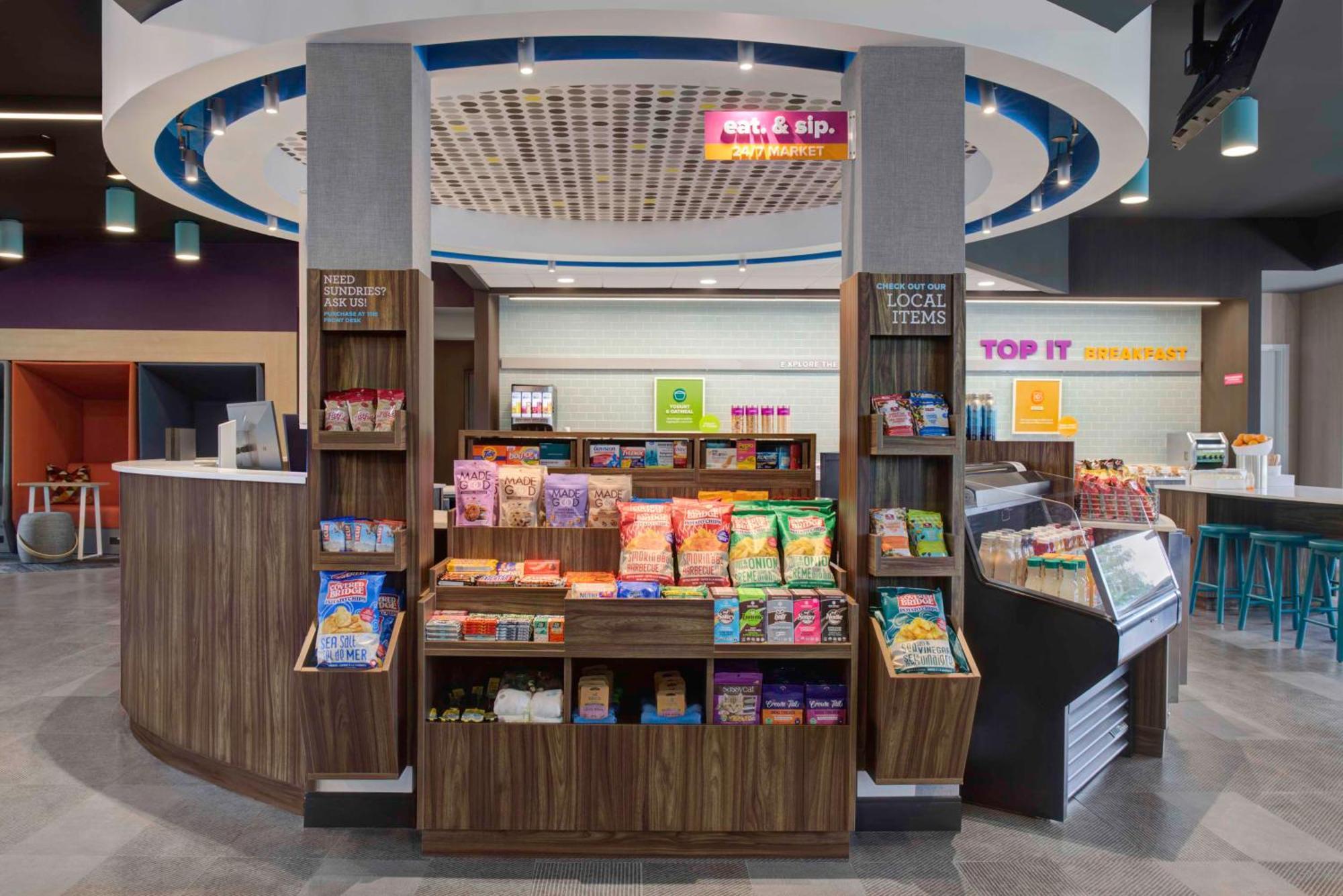Tru By Hilton Toronto Airport West Hotel มิสซิสซอกา ภายนอก รูปภาพ
